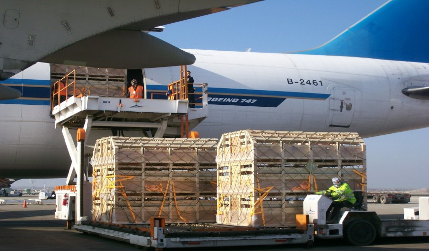 色尼到泰国空运公司